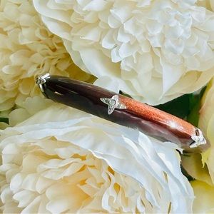 Miriam Salat bracelet brown color crystal resin.